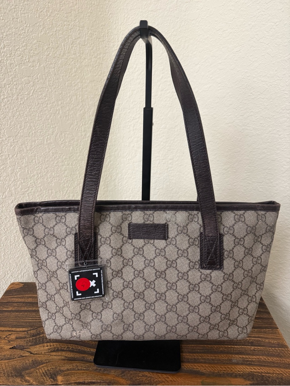 Gucci GG Supreme Tote – Authentic – COA Included